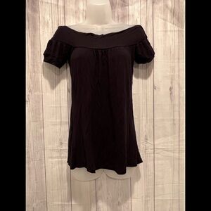 PRETTY GIRLS off the shoulder black blouse / size S